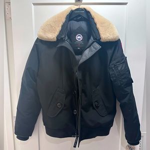 Canada Goose Men’s Sz Large Bomber Shearling Collar